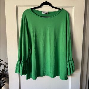 Women’s Green Long-Sleeve Ruffle Cuff Tee
